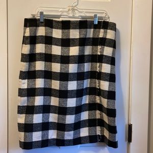 Talbots wool skirt.  Lined.  Back zipper. Size 16. Smoke free home.  Never worn